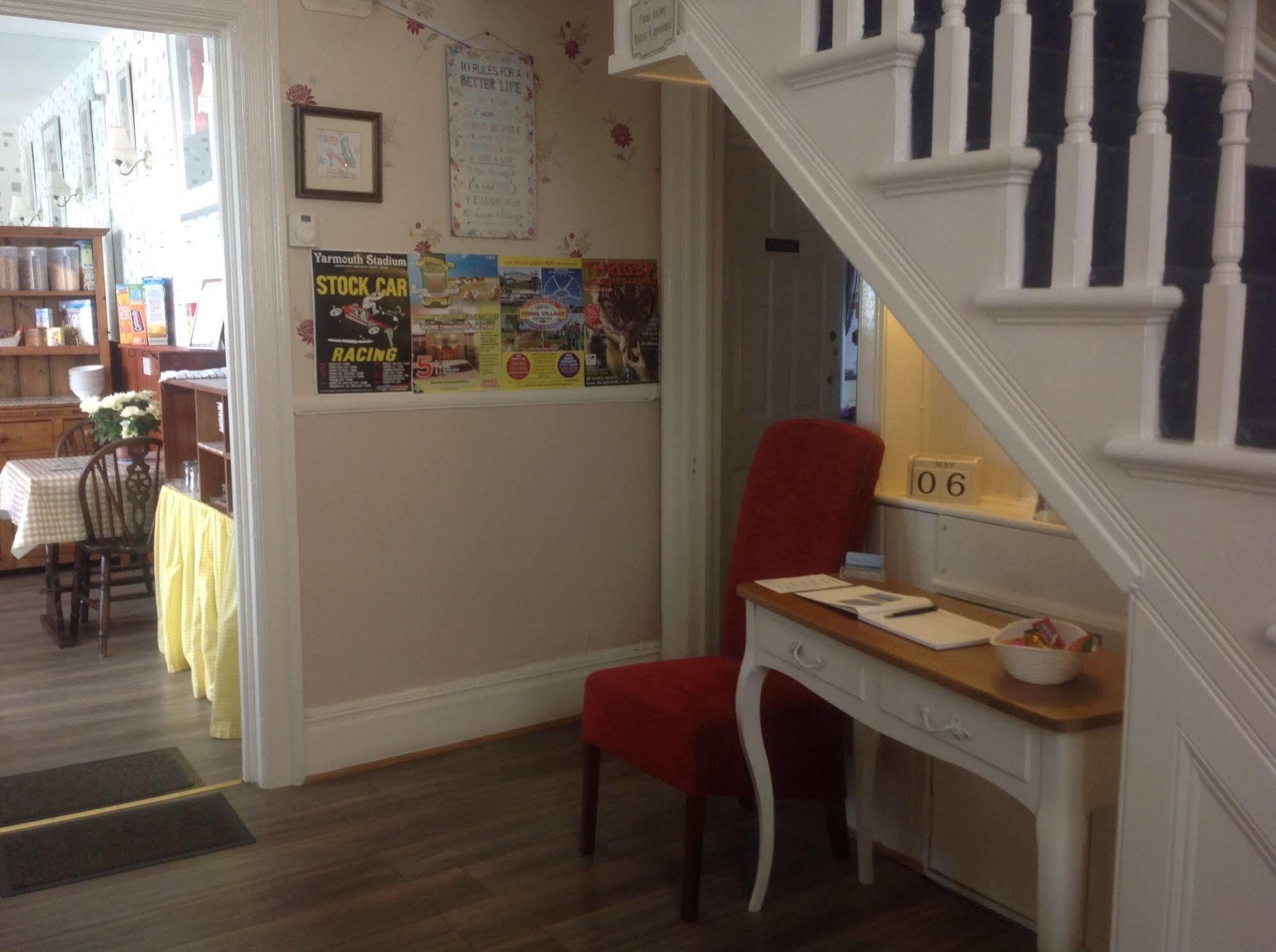 Cleasewood Guest House Great Yarmouth Buitenkant foto